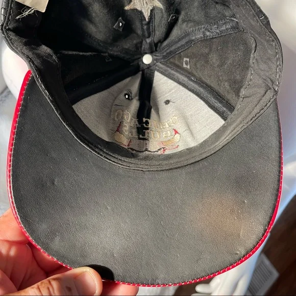 1990s” NBA Chicago Bulls Red/Black Leather Jeff Hamilton Design Strap back Hat